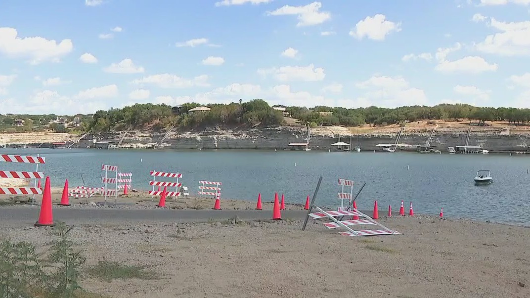 All boat ramps on Lake Travis closed